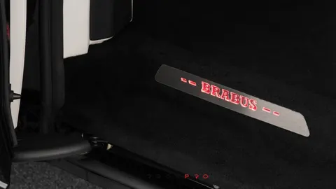 Scuff plate rear