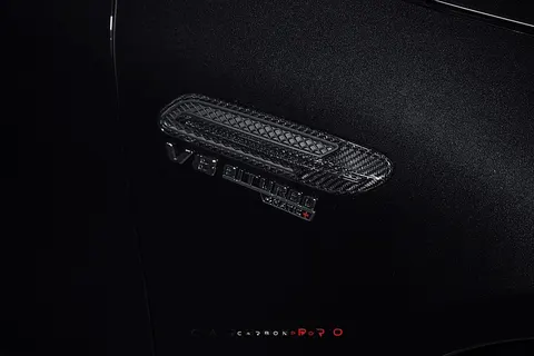 Carbon Side air intakes 63 AMG Design