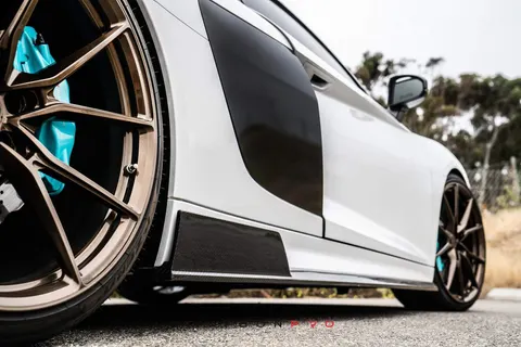 Carbon Side Skirts