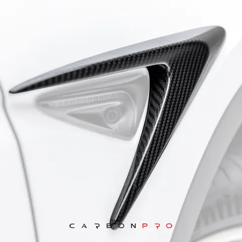 Ventilation openings on the fenders Tesla Model Y Aero