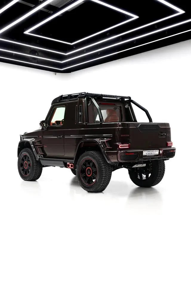 BRABUS 900 Crawler