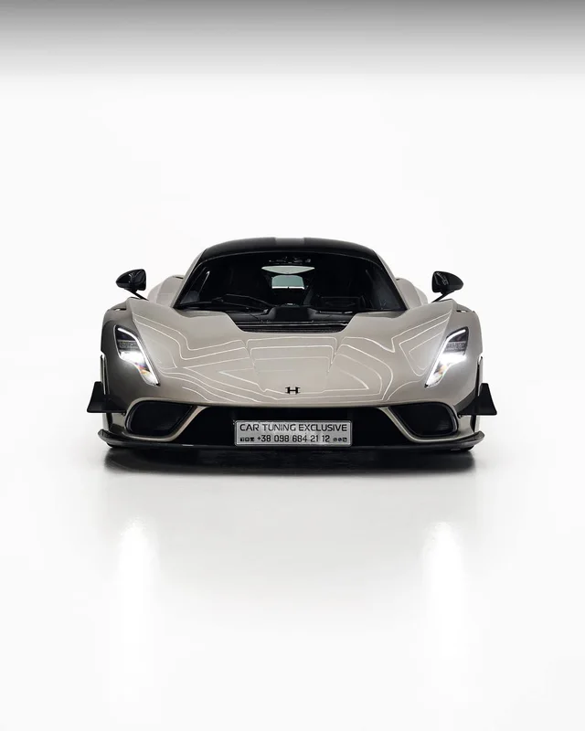 Hennessey Venom F5 — Ivory