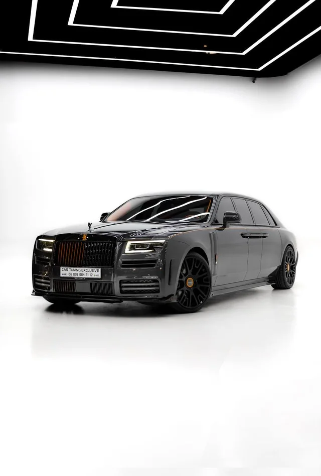 Rolls-Royce Phantom — Black / Orange
